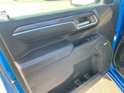 Used 2022 Chevrolet Silverado 1500 LTZ image 22