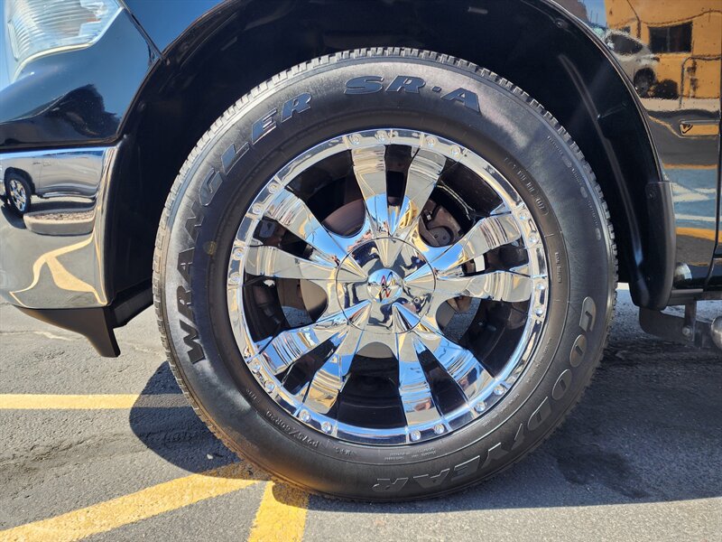 Used 2012 RAM 1500 Big Horn RWD image 17