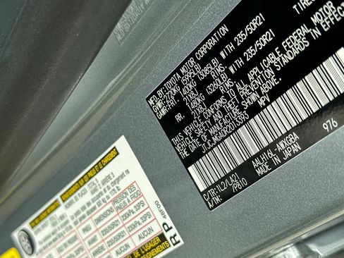 Used 2024 Lexus RX 450h AWD w/ Luxury Package image 23