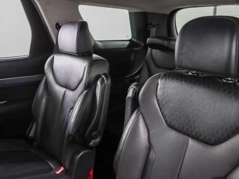 Used 2022 Hyundai Palisade SEL w/ Premium Package FWD image 25