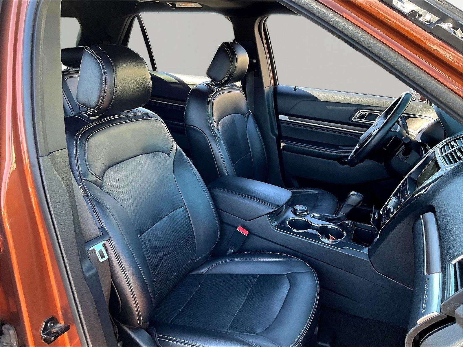 Used 2017 Ford Explorer Limited AWD/4WD image 30
