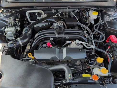 Used 2019 Subaru Outback 2.5i image 16