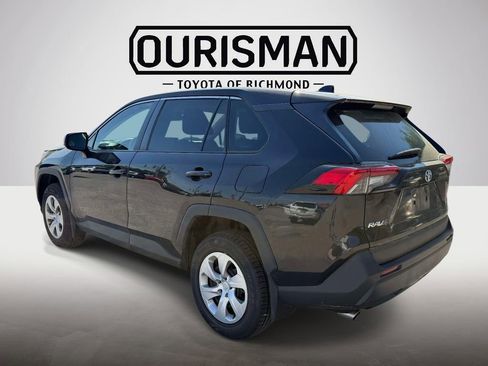 Certified 2022 Toyota RAV4 LE image 5