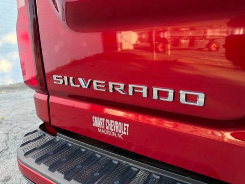Used 2022 Chevrolet Silverado 3500 High Country w/ Safety Package II AWD/4WD image 18