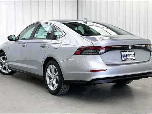 New 2026 Honda Accord LX image 5