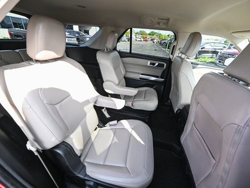 Certified 2023 Ford Explorer XLT w/ Equipment Group 202A image 29