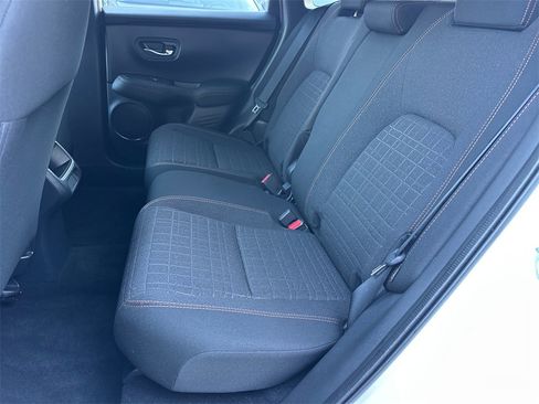 Used 2025 Honda HR-V Sport image 15