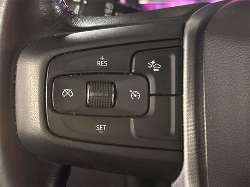 Used 2023 GMC Yukon SLT image 23