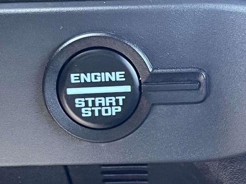 Used 2025 Ford Bronco Badlands AWD/4WD image 33
