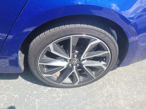 Used 2022 Toyota Corolla SE FWD image 9