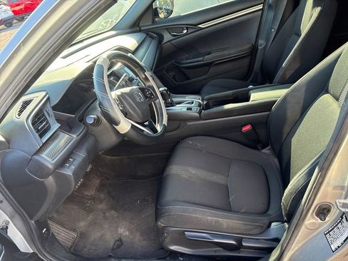 Used 2019 Honda Civic Sport image 7