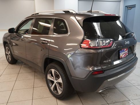 Used 2019 Jeep Cherokee Limited AWD/4WD image 8