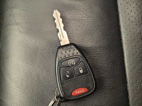 Used 2017 Jeep Compass High Altitude AWD/4WD image 32