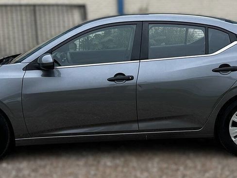 Used 2024 Nissan Sentra S FWD image 9
