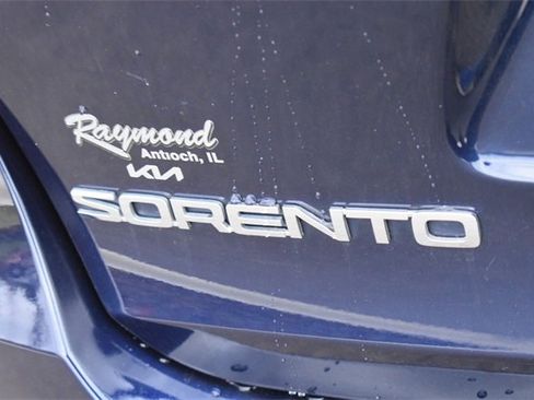 Used 2020 Kia Sorento LX w/ LX I4 Convenience Package image 15