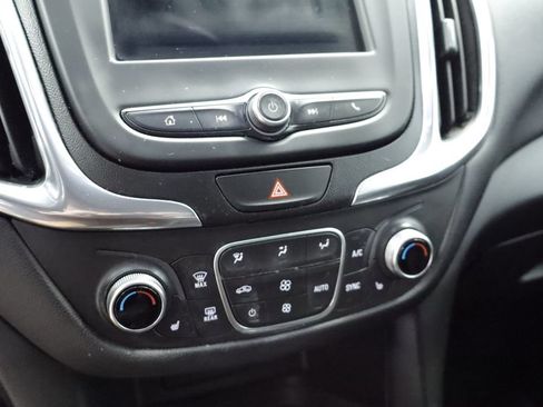 Used 2019 Chevrolet Equinox LT AWD/4WD image 24