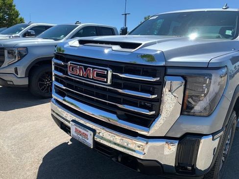 New 2026 GMC Sierra 2500 SLT w/ SLT Convenience Package AWD/4WD image 3