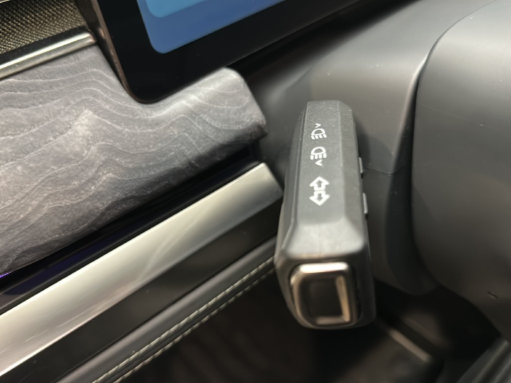 Used 2022 Rivian R1T Adventure AWD/4WD image 32