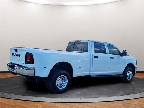 New 2026 RAM 3500 Tradesman AWD/4WD image 13