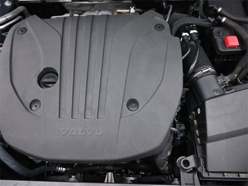 Used 2023 Volvo XC60 B5 Ultimate w/ Protection Package Premier image 36