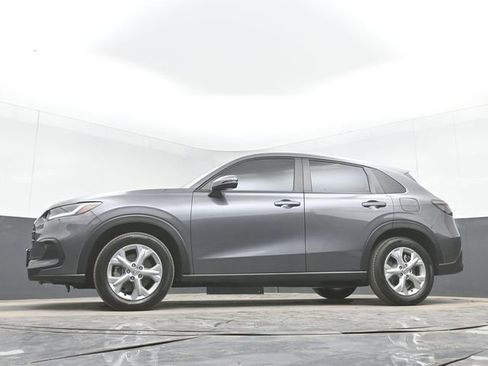 Used 2025 Honda HR-V LX image 40