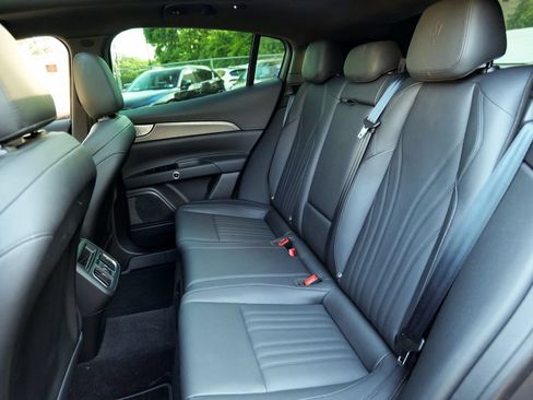 Used 2023 Maserati Grecale GT AWD/4WD image 29