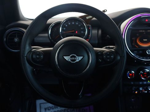 Used 2016 MINI Cooper 2-Door Hardtop FWD image 23