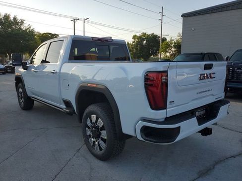 New 2026 GMC Sierra 2500 Denali w/ Denali Reserve Package image 4