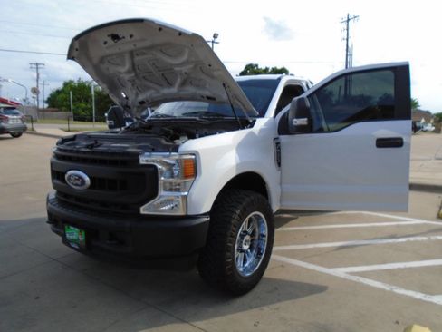 Used 2020 Ford F250 XL w/ Power Equipment Group image 23