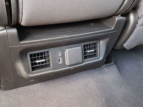 Used 2025 Chevrolet Silverado 1500 LT AWD/4WD image 27