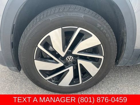 Used 2024 Volkswagen Atlas SE AWD/4WD image 9