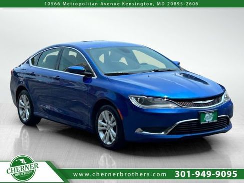 Used 2016 Chrysler 200 Limited FWD image 1