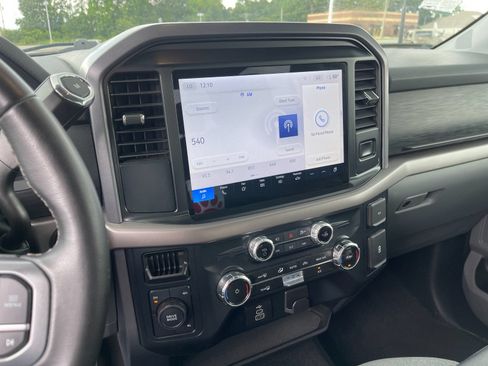Used 2025 Ford F150 XLT w/ Equipment Group 301A Standard AWD/4WD image 18