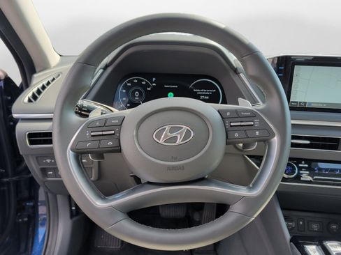 Certified 2022 Hyundai Sonata Limited w/ Cargo Package FWD image 10