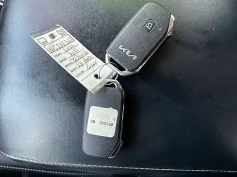 Used 2022 Kia Telluride LX AWD/4WD image 48