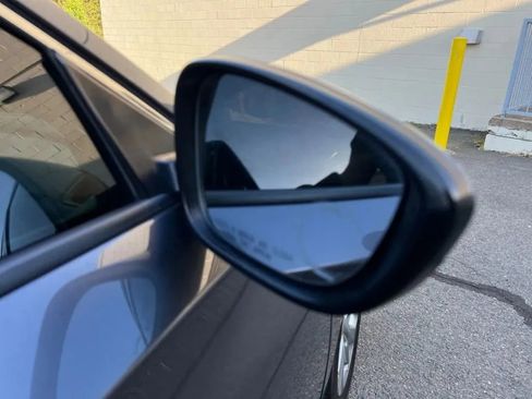 Used 2019 Honda Accord LX image 29