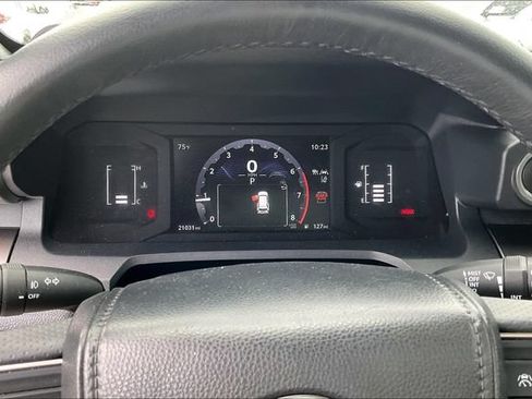 Used 2025 Toyota 4Runner SR5 AWD/4WD image 13