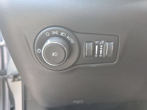 Used 2025 Jeep Compass Trailhawk AWD/4WD image 20
