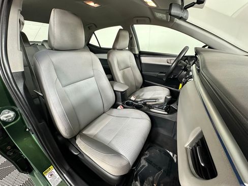 Used 2015 Toyota Corolla LE image 11