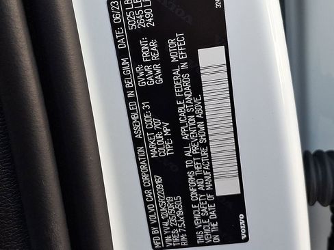 Certified 2024 Volvo XC40 B5 Core image 28