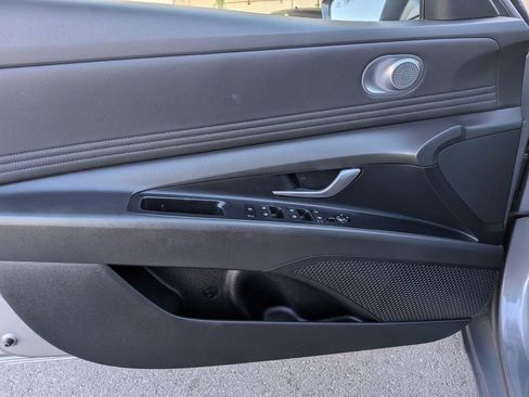 Certified 2024 Hyundai Elantra SEL w/ Convenience Package image 13