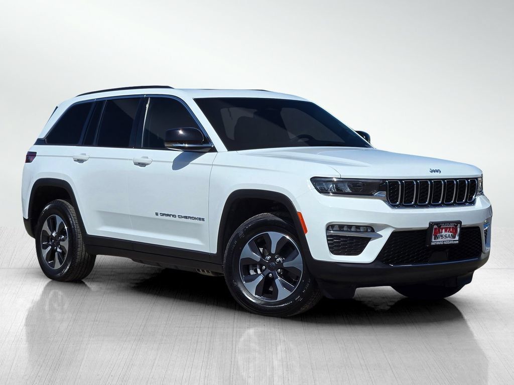 Used 2024 Jeep Grand Cherokee Limited 4xe AWD/4WD image 2