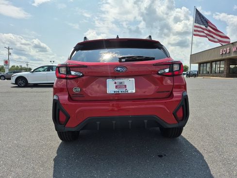 Certified 2026 Subaru Crosstrek 2.5i Premium AWD/4WD image 4
