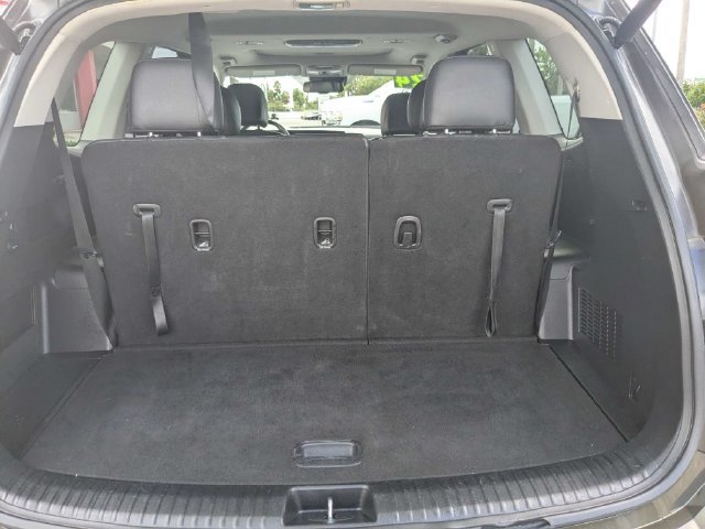 Used 2024 Kia Telluride EX w/ EX Captain's Chair Package AWD/4WD image 14