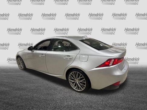 Used 2016 Lexus IS 200t w/ Premium Package RWD image 8
