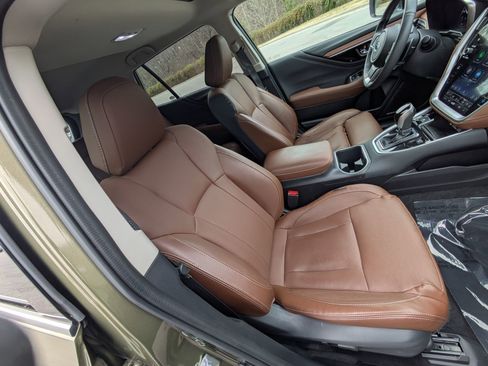 Used 2023 Subaru Outback Touring image 30