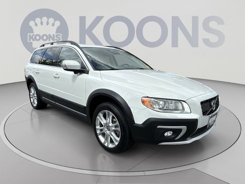 Used 2016 Volvo XC70 T5 Platinum w/ Protection Package FWD image 10
