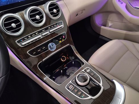 Used 2021 Mercedes-Benz C 300 Sedan image 25