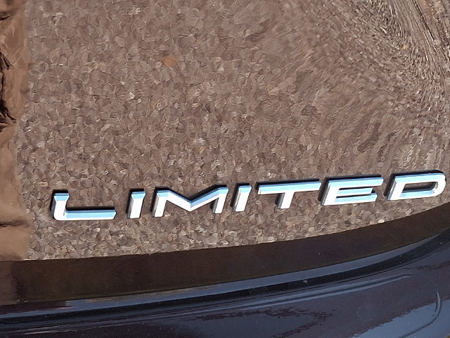 Used 2018 Toyota Avalon Limited w/ All Weather Liner Package FWD image 29