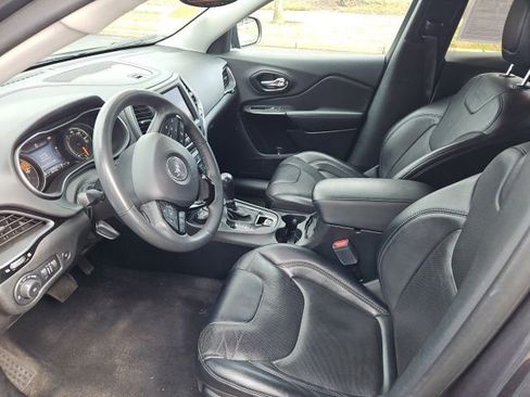 Used 2023 Jeep Cherokee Altitude Lux image 11